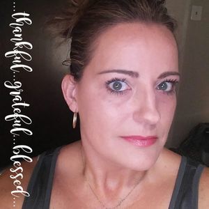 Meet your Posher, Leah